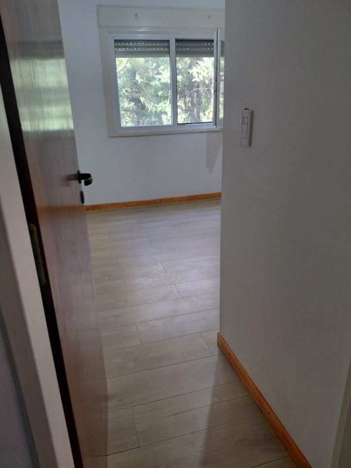 Alquiler de Departamento de 3 ambientes Barrio La Colina