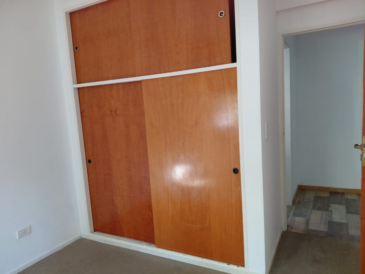 Alquiler de Departamento de 3 ambientes Barrio La Colina