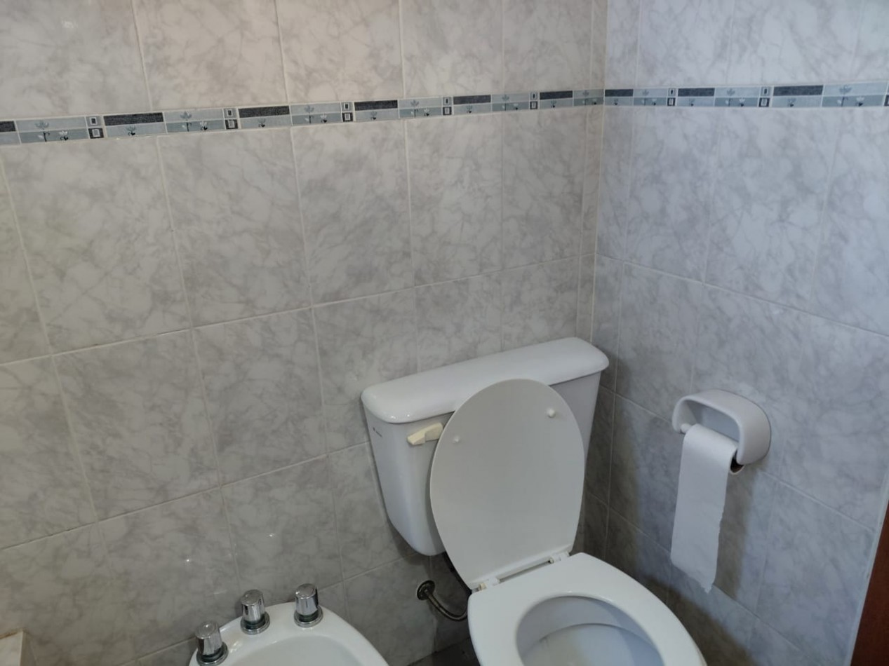 Alquiler de Departamento de 3 ambientes Barrio La Colina